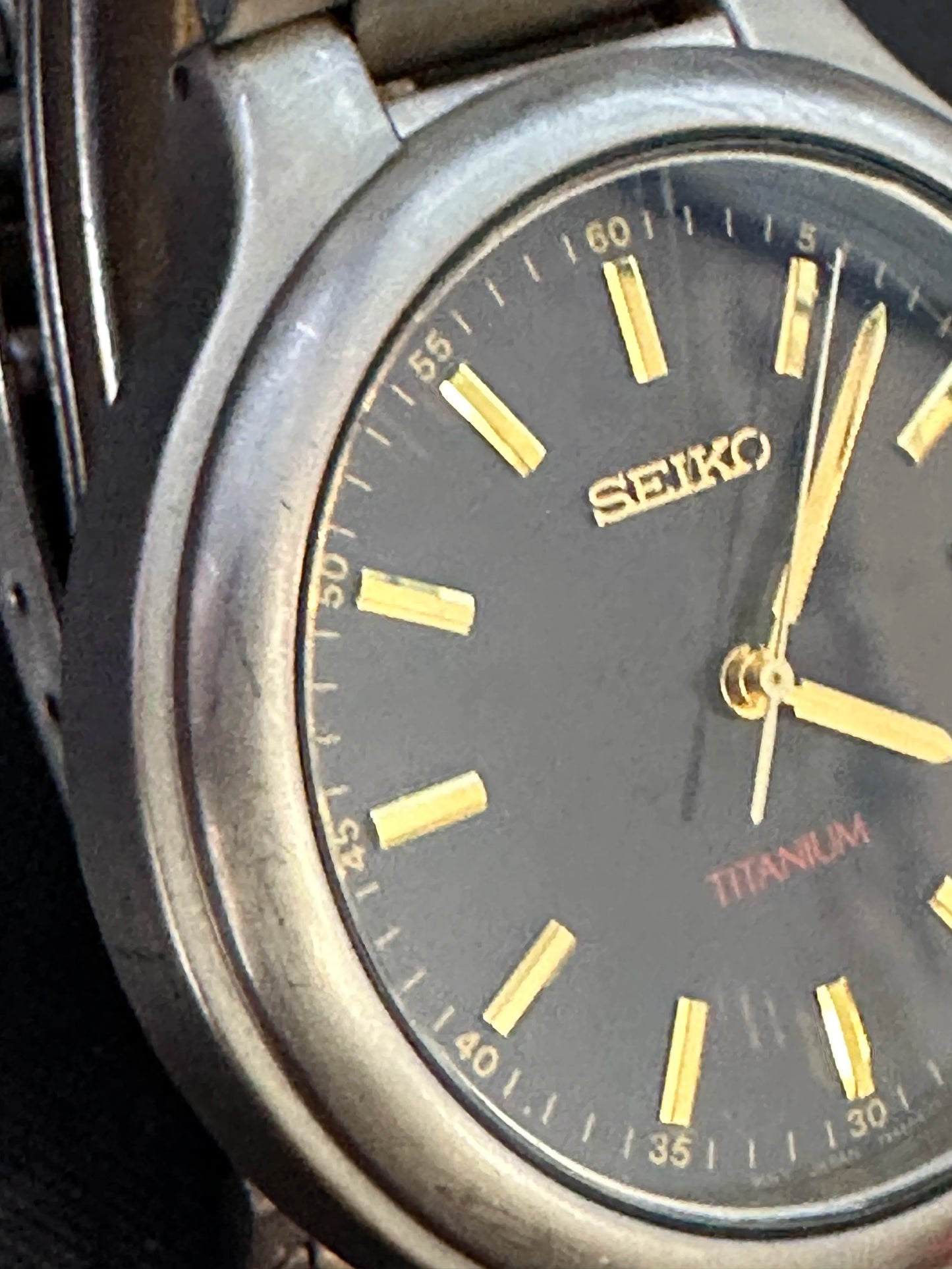 Seiko Titanium Quartz Analog Men's Watch - 7N42-8109-A0