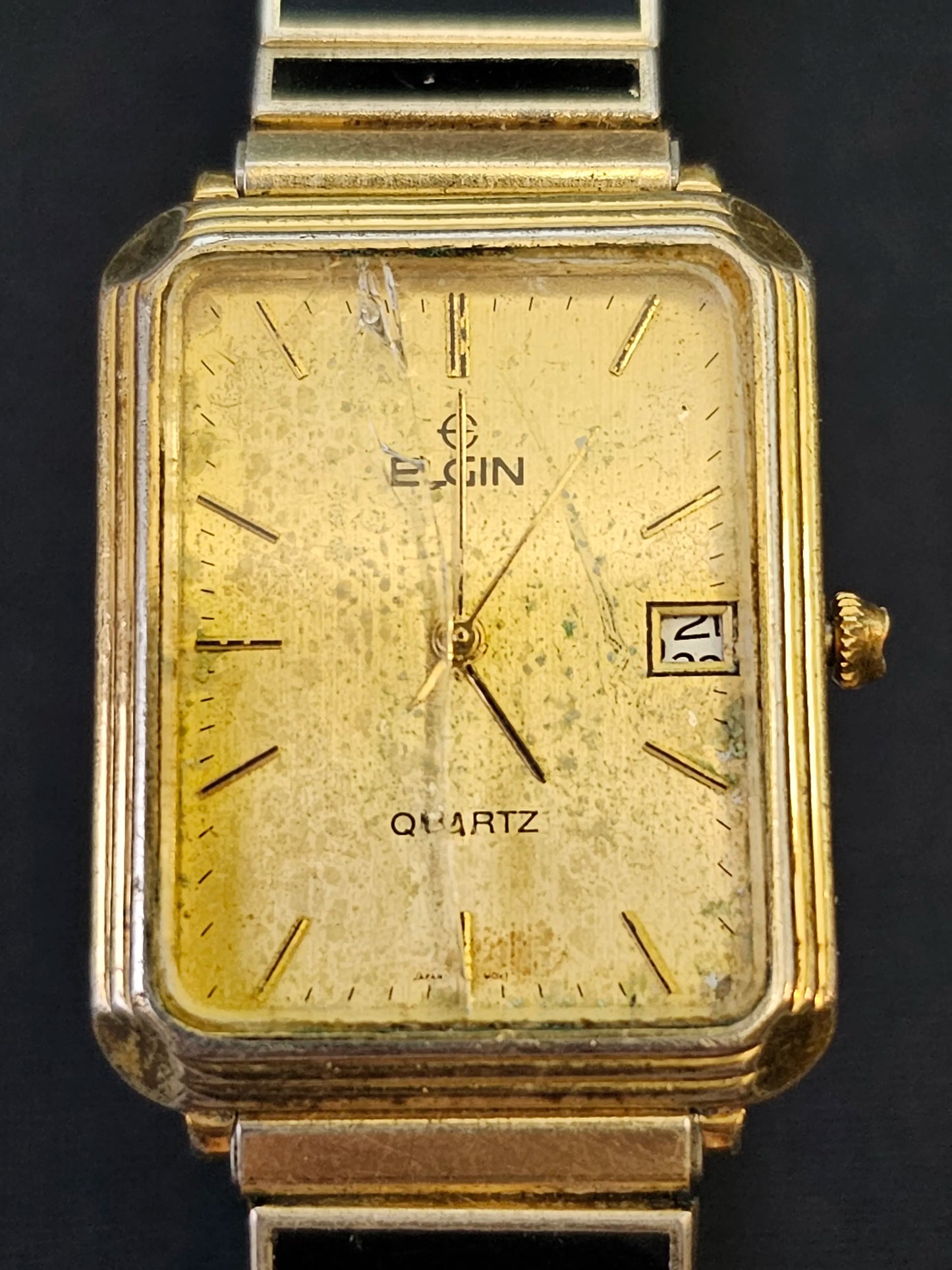 Elgin - Gold tone watch