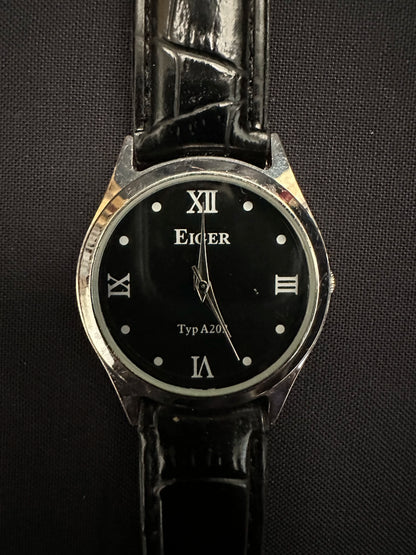 Eiger Black Watch - Close Up