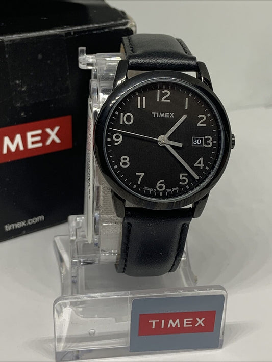 Timex South Street T2N947 Men Black Leather Strap Analog Dial Quartz Watch FRY84